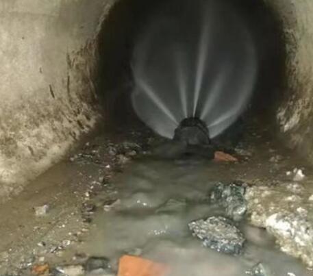 新都市政管道清淤